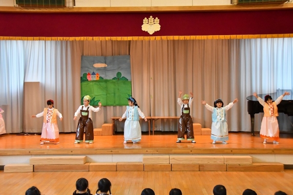 年長りんどう組 オペレッタ「長靴をはいた猫」