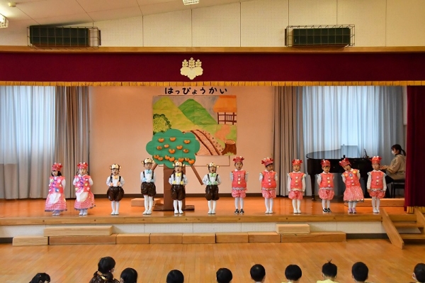 年少もも組 歌「にじ」